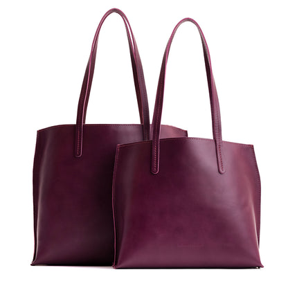 Lollipop | Side by side comparison of both sizes of leather totes