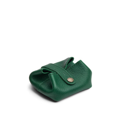 Bacalar | Foldable square leather pouch with snap closure closed