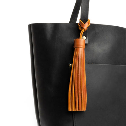 Honey*Jumbo | Fringed leather tassel with leather loop