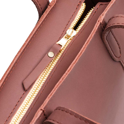 Sunkissed*Zipper | Structured mid-size tote bag with overlapping panels and crossbody strap