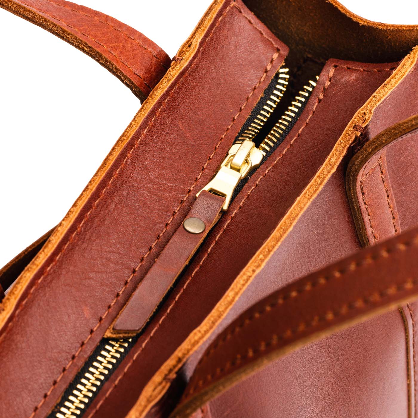 Chestnut*Zipper | Structured mid-size tote bag with overlapping panels and crossbody strap
