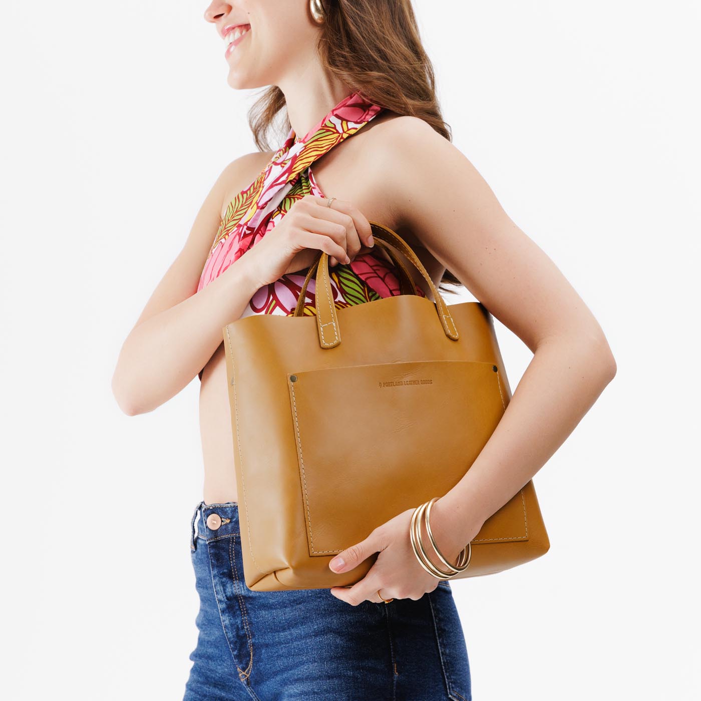 Mango | Midsize crossbody tote with handles and a pocket