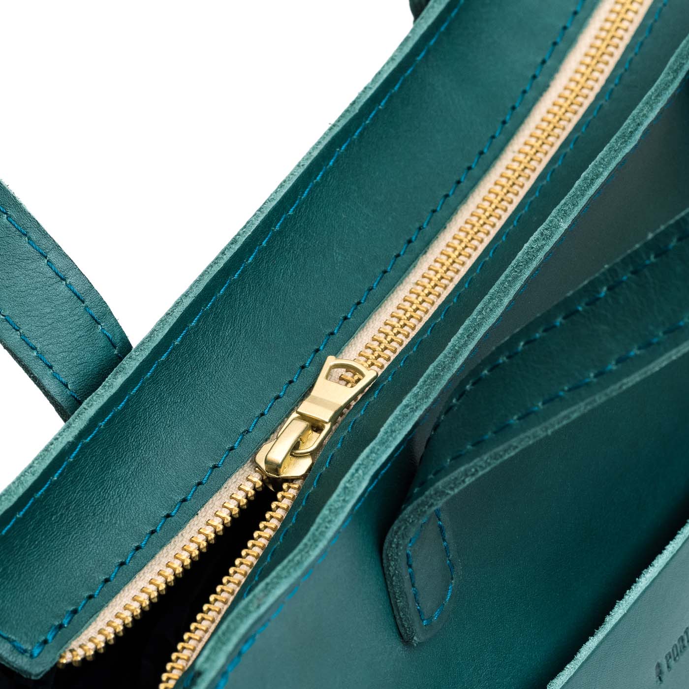 Caribbean*Zipper | Midsize crossbody tote with handles and a pocket
