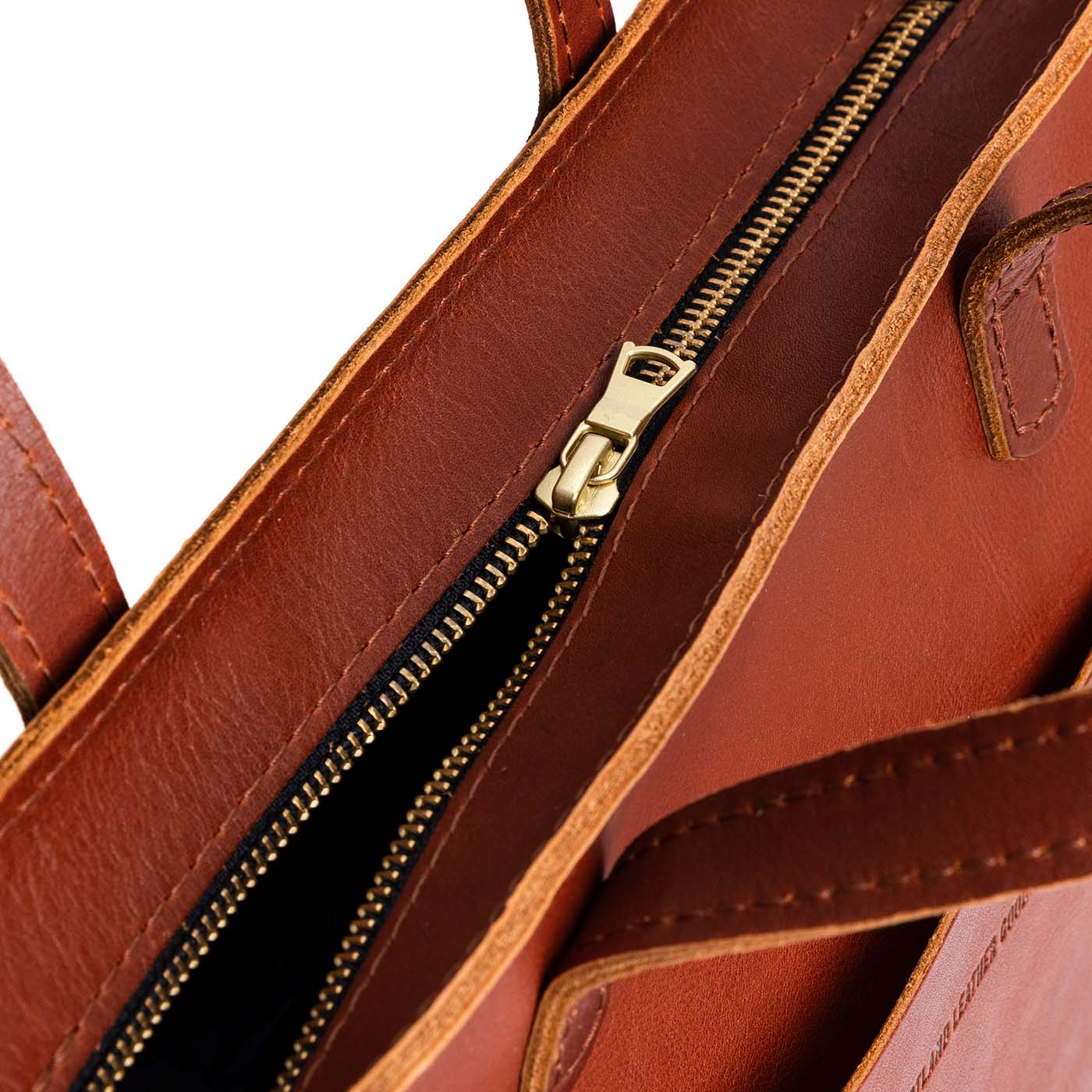 Chestnut*Zipper | Midsize crossbody tote with handles and a pocket