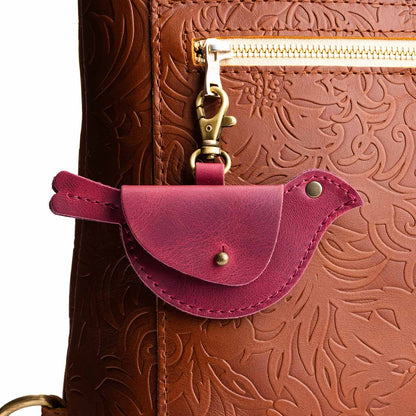 Anemone | Bird shaped pouch with button closure and lobster clasp