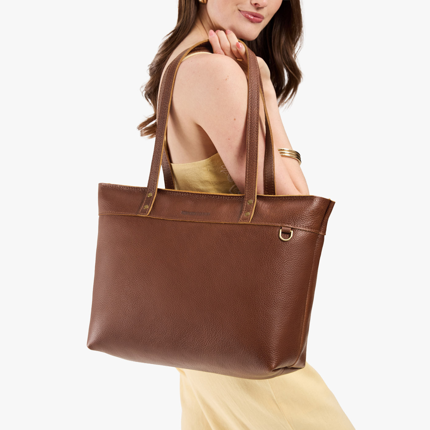 Asheville*Large*Zipper | Leather tote bag with riveted straps and exterior key loop