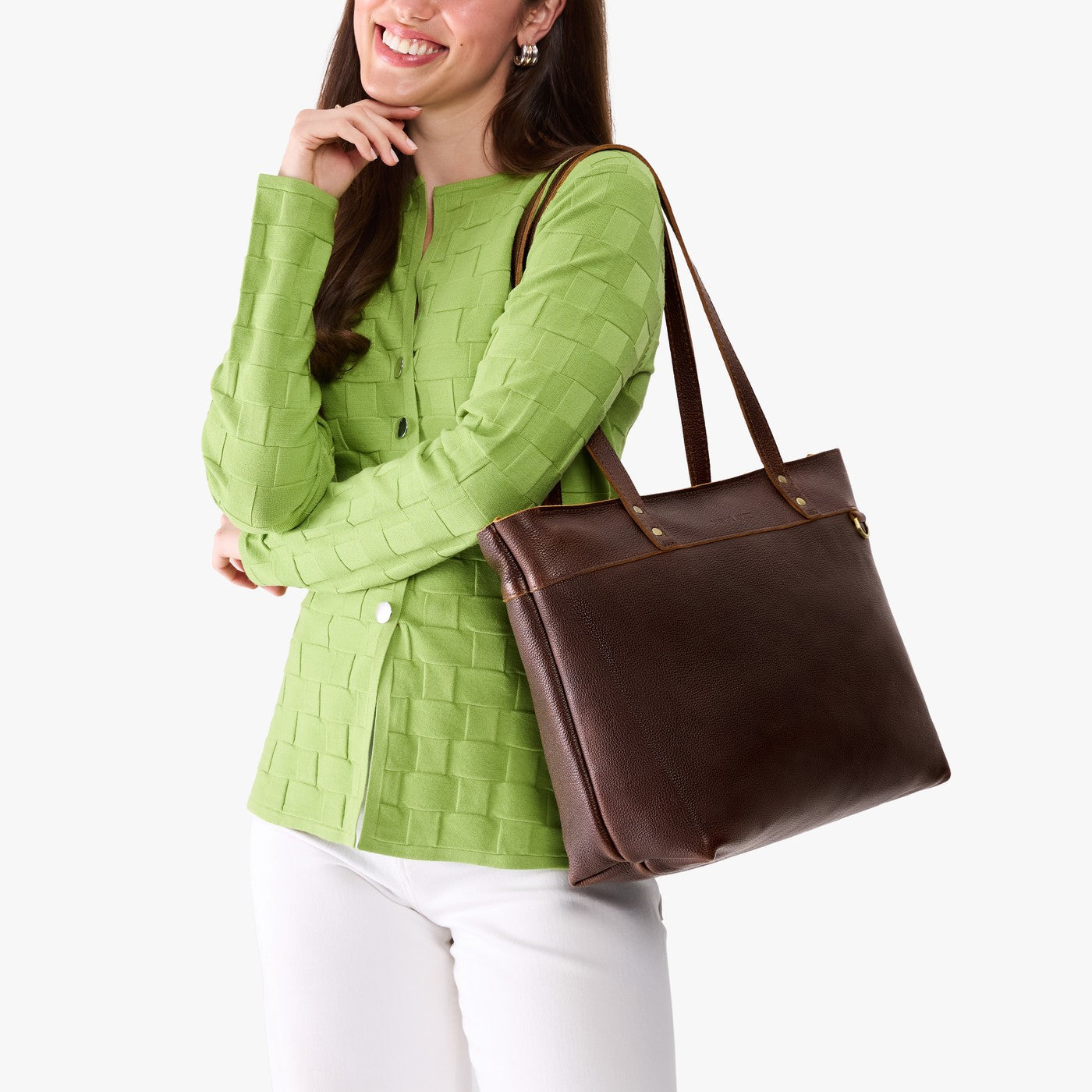 Coldbrew*Large*Zipper | Model wearing leather tote bag with riveted straps and exterior key loop