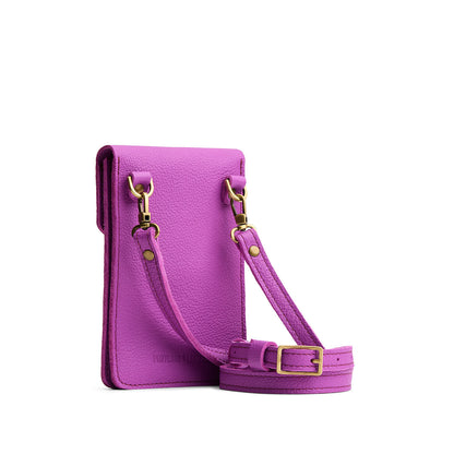 Cattleya | Slim, phone-shaped crossbody purse with magnetic closure