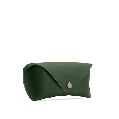 Aruba | Leather sunglasses case with snap closure