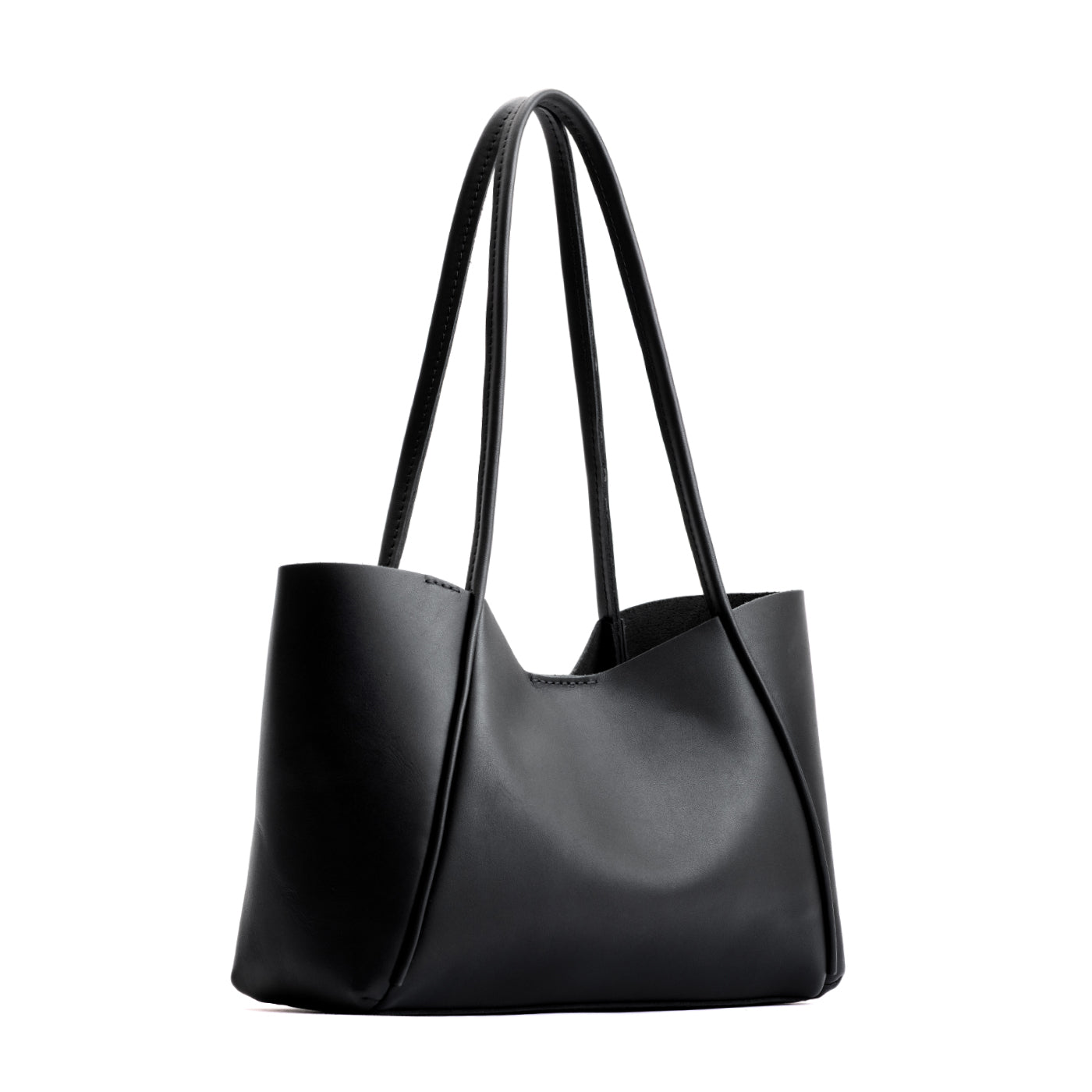 Black*Medium | Wide tote with leather straps and snap closure
